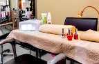 Corto Y Cambio Estilistas /Peluquería Saludable