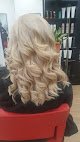 Reinvéntate Peluquería